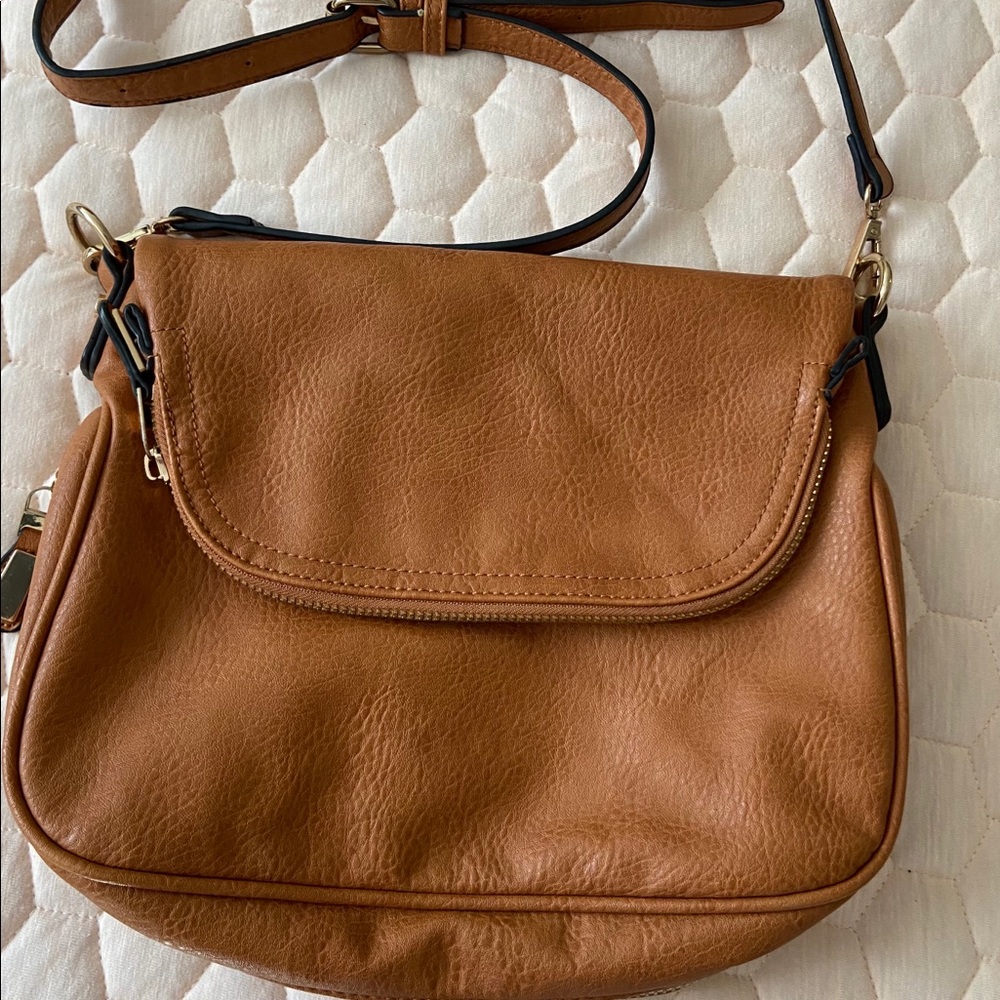 Stitch Fix Moda Luxe tan crossbody leather bag